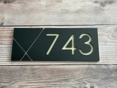 Číslo popisné Light - Kombinace s průsvitným plexisklem Home Deco