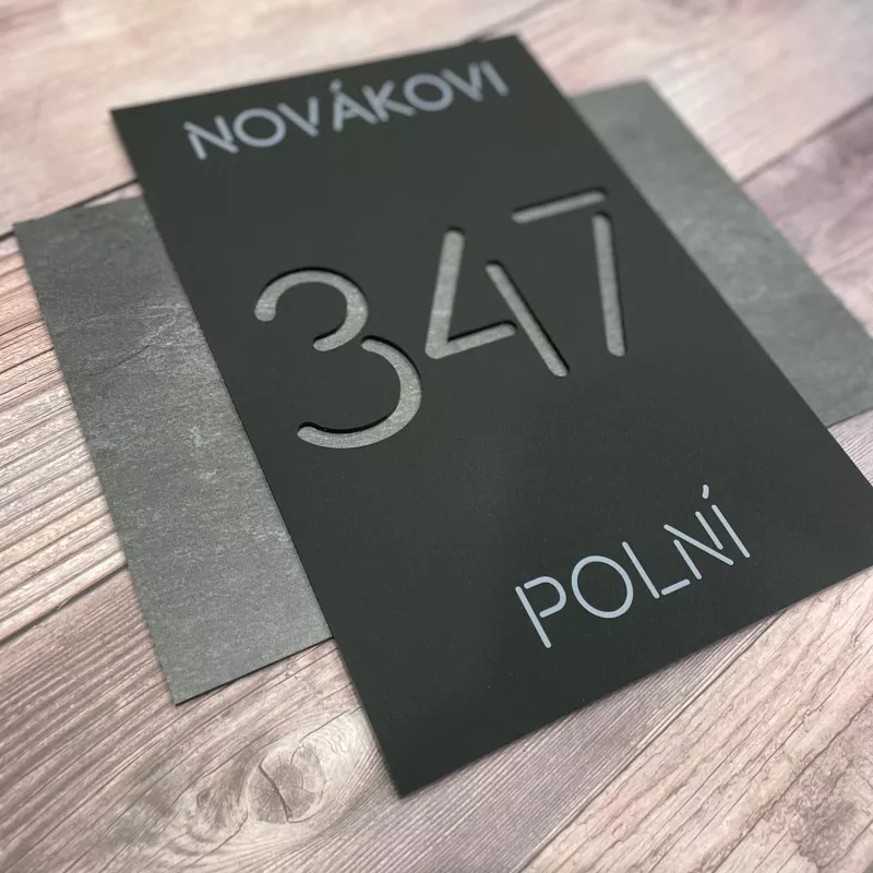 Moderní číslo popisné Cross na dům, plot nebo vchod Home Deco