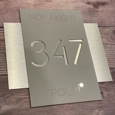 Moderní číslo popisné Cross na dům, plot nebo vchod Home Deco