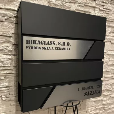 Poštovní schránka s vlastním jménem a číslem Typ2 – antracitová