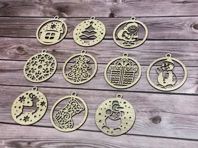 Sada 10ti Vánočních dřevěných ozdob Home Deco